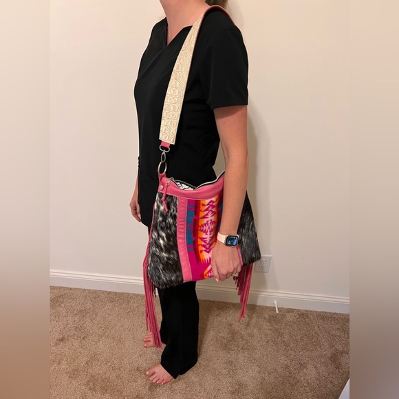 L3 Designs Cowhide Purse - Picture 4 of 5